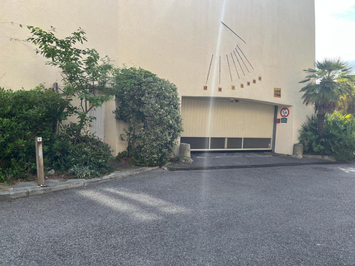 Village Typique - Piscine - Grande Terrasse Ombragee - Logement Climatise ムジャン エクステリア 写真